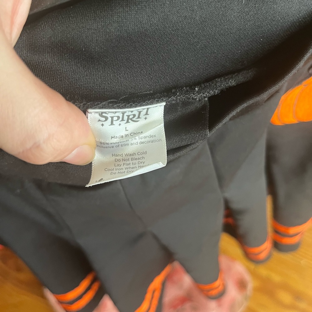 Spirit Halloween | size L pumpkin pleated skirt - Picture 4 of 4